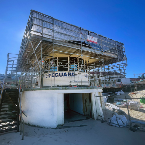 Scaffolding - Bondi Beach Tower Lifeguard - Feature