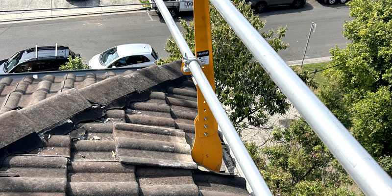 Tile Bracket - Edge Protection Roof - Stronghold Hire Sydney